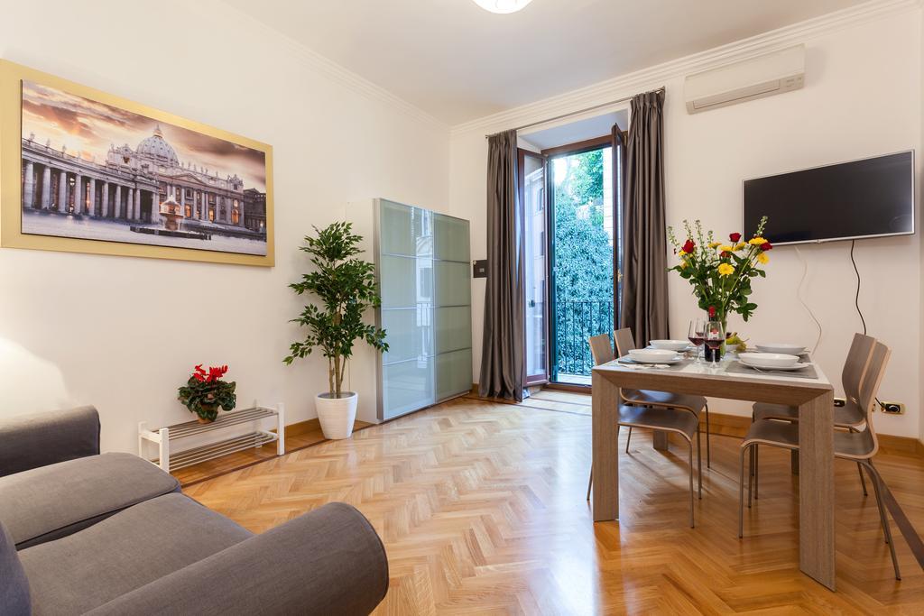 Vatican Loris House Рим Номер фото
